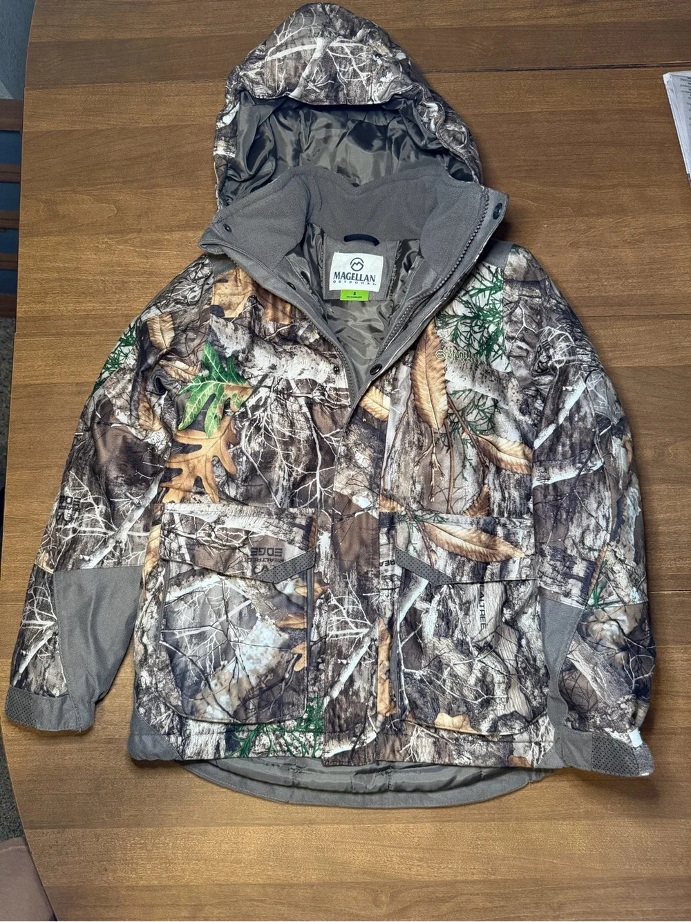 Magellan Outdoors Kids Youth Realtree Edge Camo Hooded Hunting Jacket
